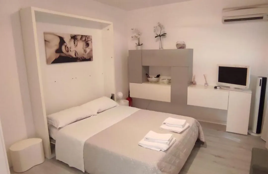 Casanova Apartment-1